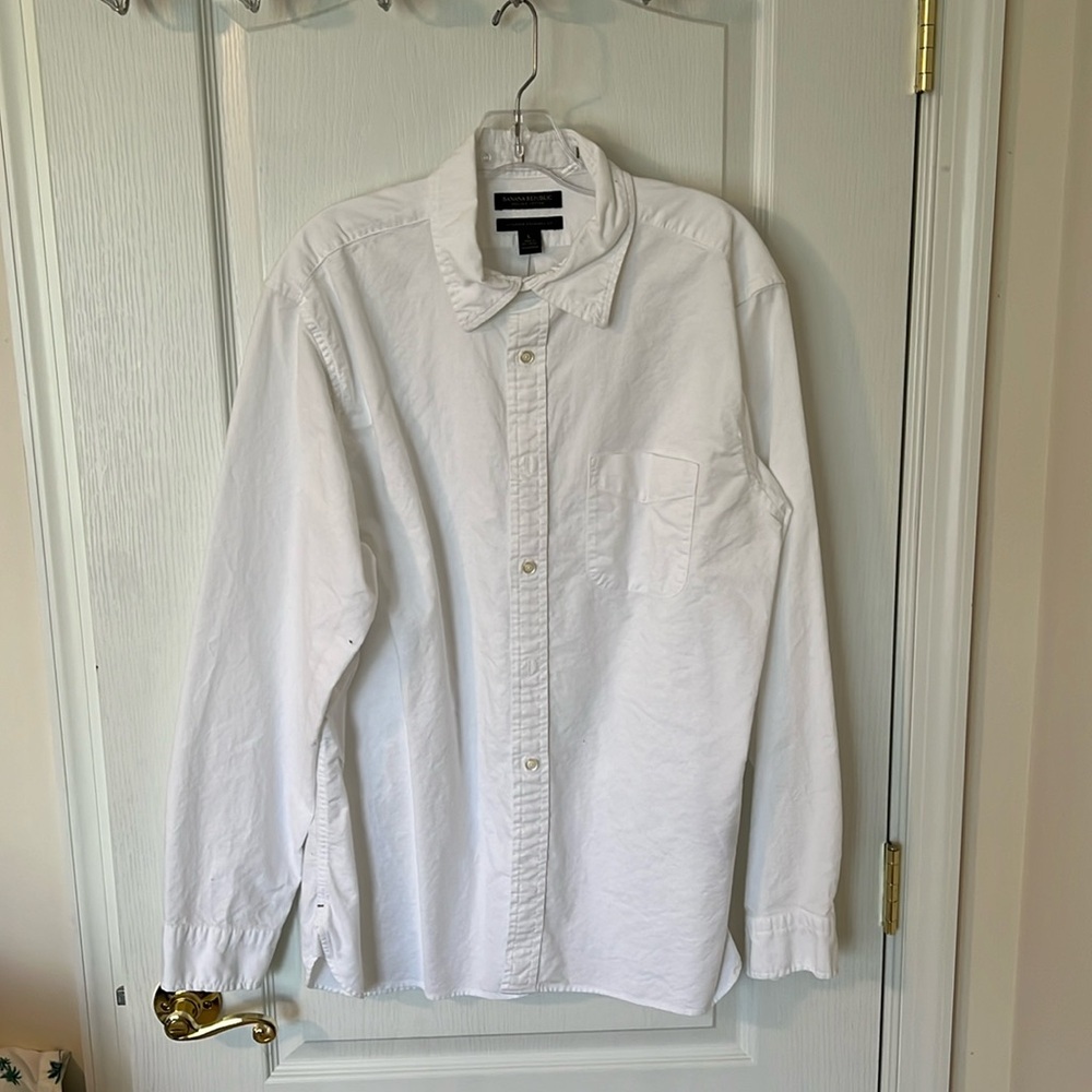 White banana republic button down shirt